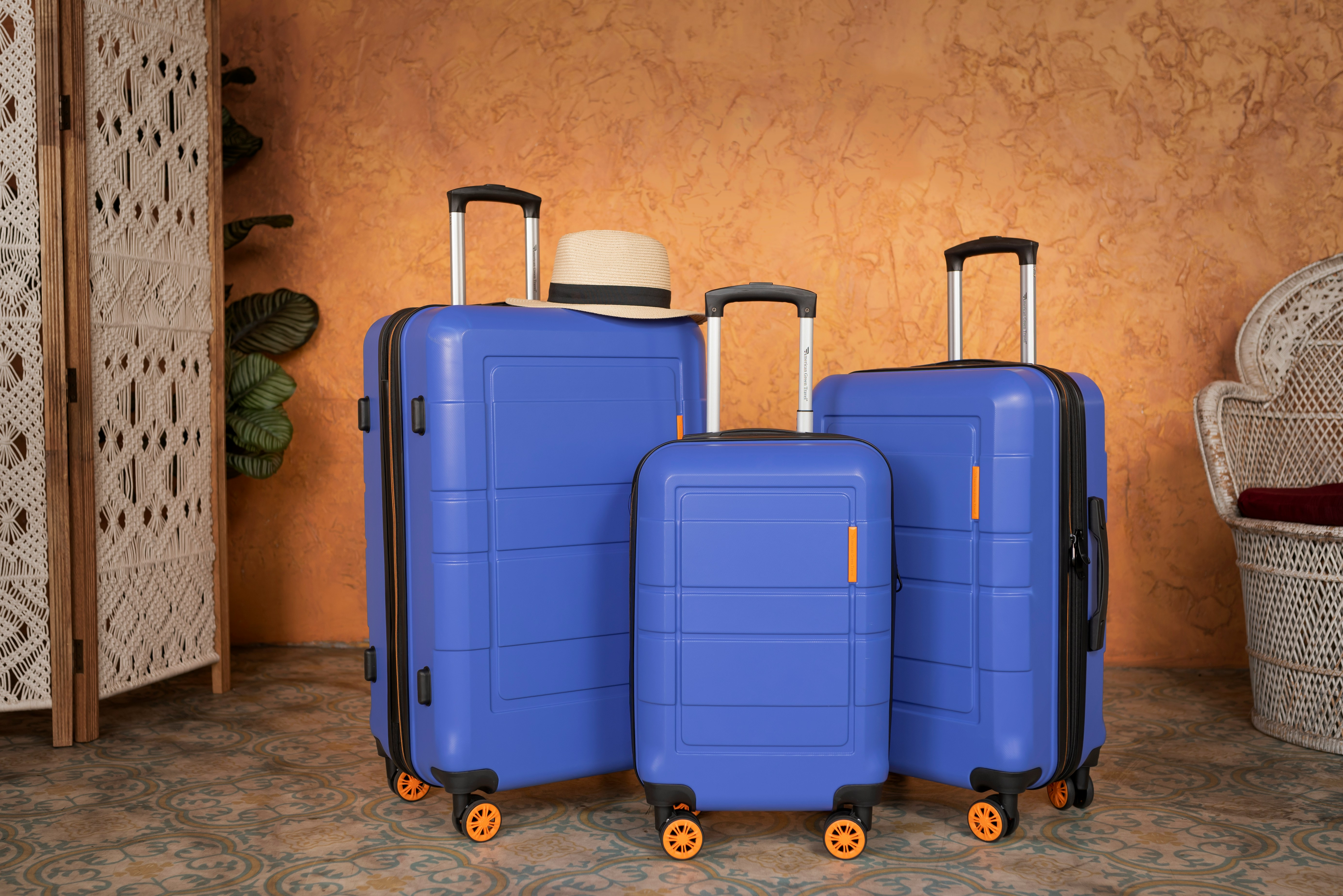 Travel Light in Korea: Convenient Luggage Storage & Delivery Options